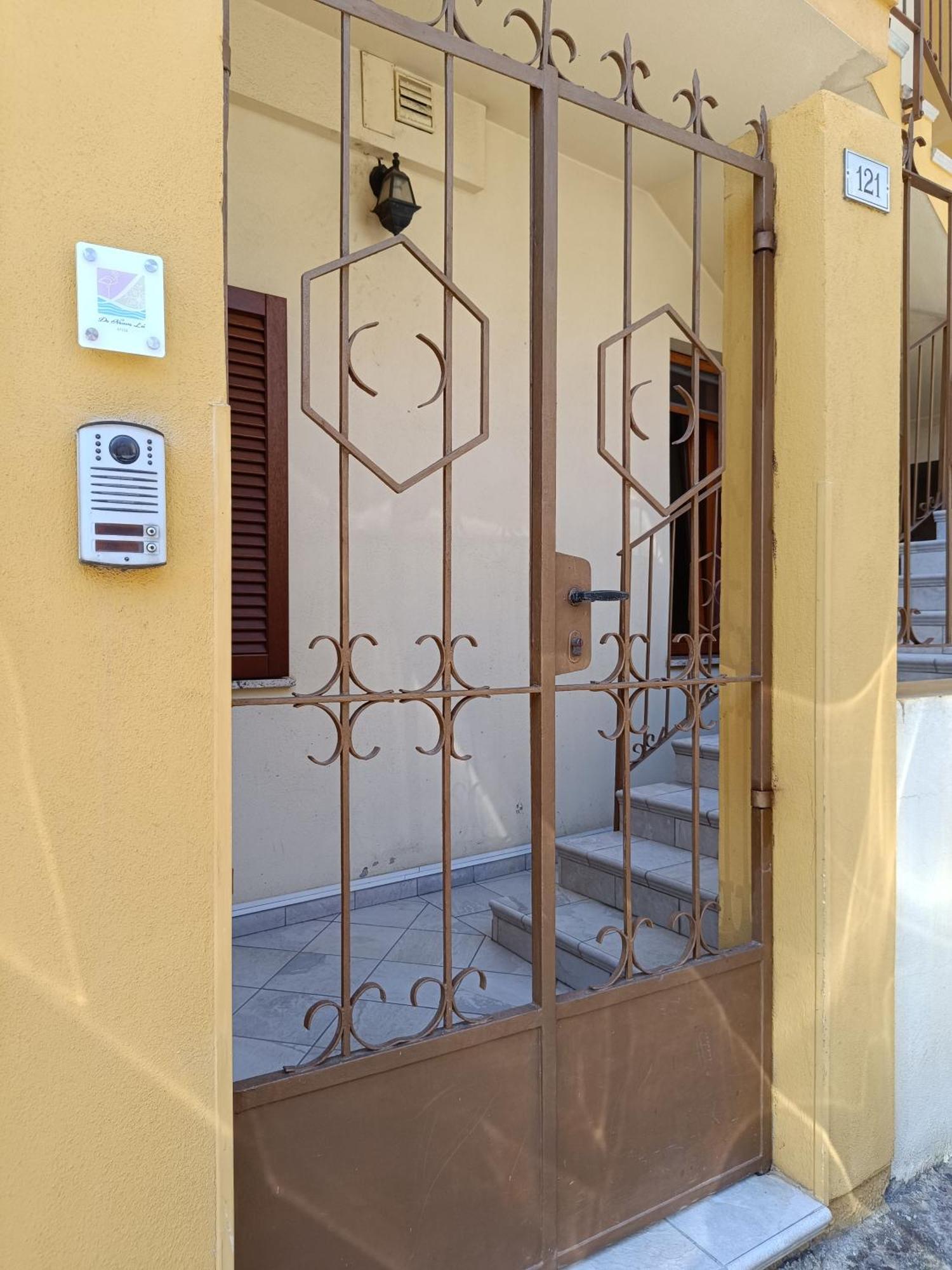 Da Nonna Lu Apartment Quartu SantʼElena Exterior foto